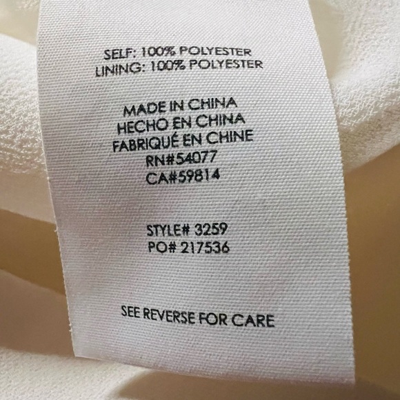 CABI WOMEN’S SLEEVELESSS VNECK LINED OFF WHITE BLOUSE SIZE 8 - Picture 6 of 13